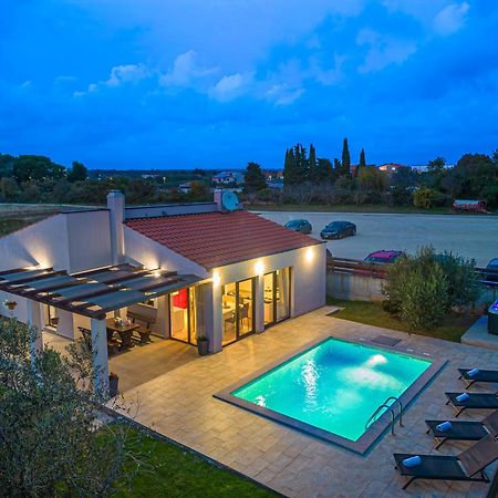 Bobo Family House With Pool Villa Vodnjan Buitenkant foto