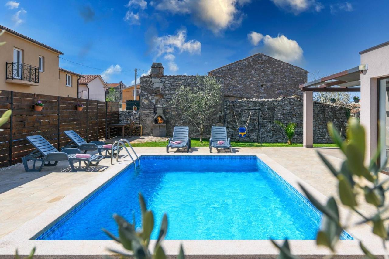 Bobo Family House With Pool Villa Vodnjan Buitenkant foto